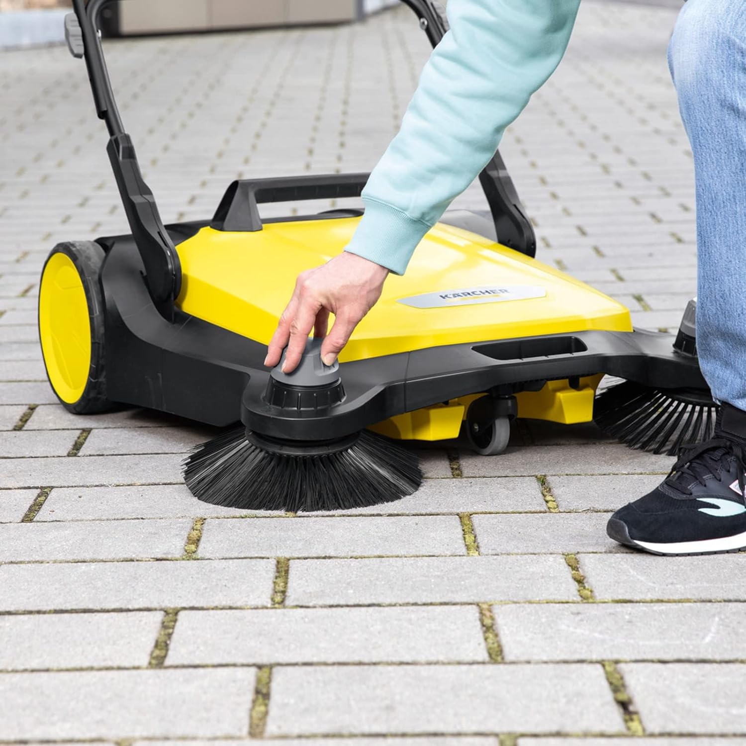 S 6 Twin Walk-Behind Outdoor Hand Push Floor Sweeper - 10 Gallon Capacity - 33.9" Sweeping Width - Sweeps up to 32,300 Square Feet/Hour